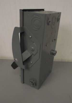 Square D General Duty Safety Switch D323N / 100 AMP Fused Knife Switch - Used - Image 4