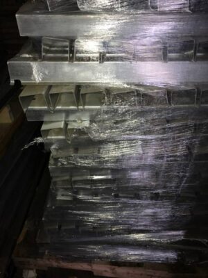 44" Interlake Pallet Supports for Slotted Beams - Used - Image 5