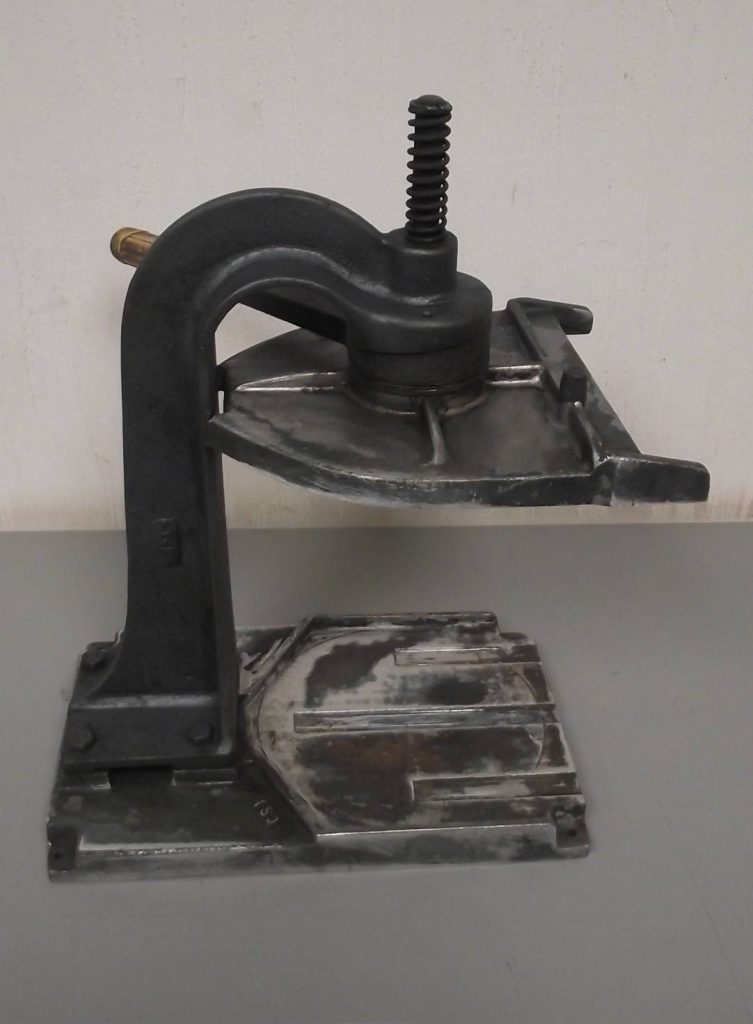 Manual Paint Lid Press for Gallon Paint Cans Used Welter Storage