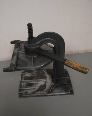 Manual Paint Lid Press for Gallon Paint Cans - Used