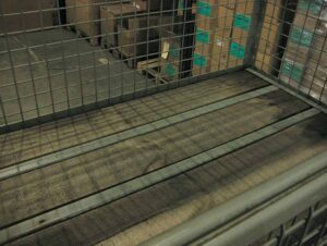 Alternative view of Rigid Steel Baskets with Wood Deck & Front Drop Gate - Used