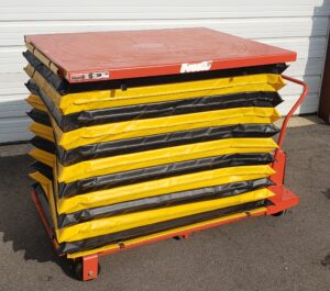Alternative view of **SOLD** Presto 40"x48" 1000# Cap. Portable Power Lift Table with Accordion Skirting / Used (PL1)