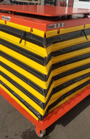 Presto 48"x48" 1500# Cap. Portable Power Lift Table w/ Turntable & Accordion Skirting / Used (PL3) - Image 6