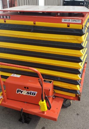 Presto 48"x48" 1500# Cap. Portable Power Lift Table w/ Turntable & Accordion Skirting / Used (PL2) - Image 4