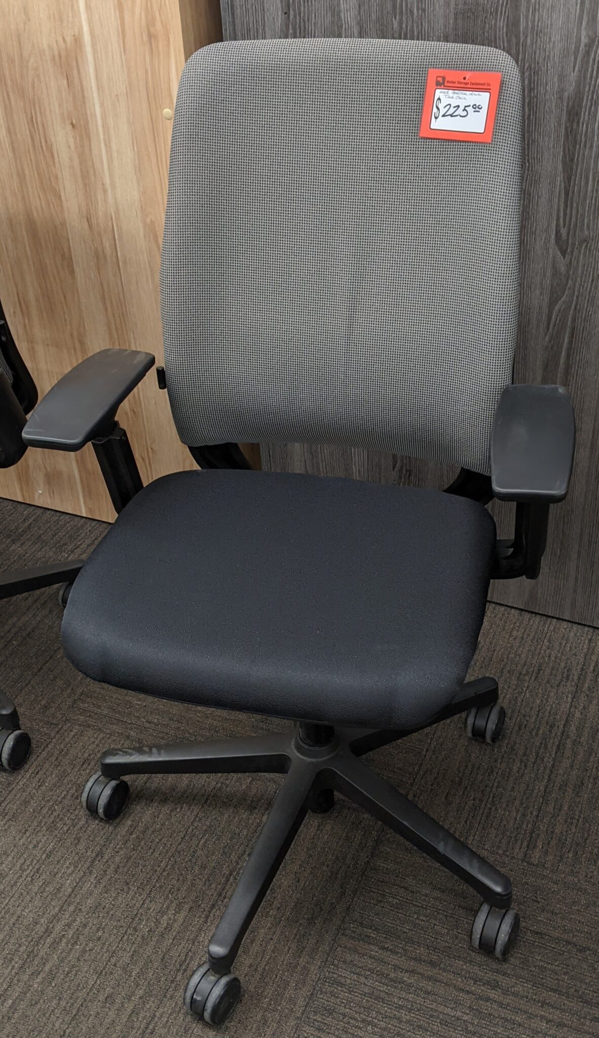 Steelcase "Amia" Ergonomic Grey/Black Fabric Task Chair w/ Adjustable