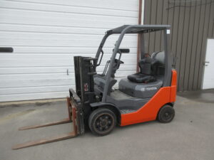 #001 Toyota Forklift Model 8FGU20 - Used
