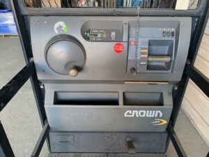#001 Crown SP3510-30 Forklift - Used - Image 5