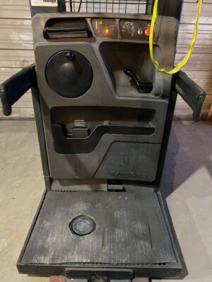 #072 Raymond 520-0PC30TT Forklift - Used - Image 5