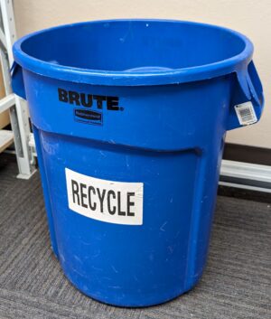 Rubbermaid Brute Blue 20 Gallon Heavy-Duty Plastic Recycling Container - Used