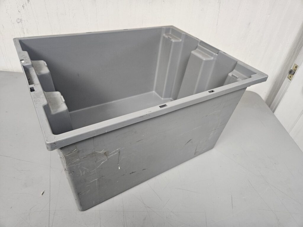 Quantum SNT190 Stack & Nest Tote 19"L x 15"W x 10"H - Used