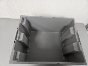 Quantum SNT190 Stack & Nest Tote 19"L x 15"W x 10"H - Used - Image 4