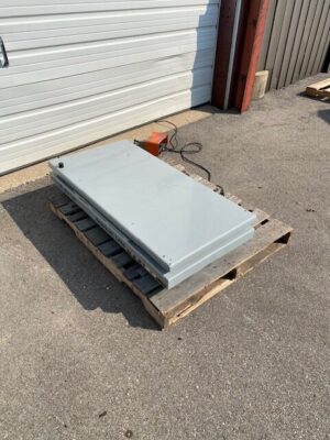 Alternative view of American Lifts 2000# Capacity 28"x48" Electric Lift Table w/Foot Control Welter #504 - Used