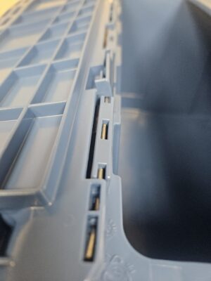 Pallet of 100 / ORBIS® Flipak® FP182C Blue Plastic Distribution Container 21-13/16"L x 15-3/16"W x 12-7/8"H - New Surplus - Image 7