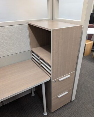 Teknion 7'x7' Beige Fabric Opaque Glass Panel Workstations w/ Electrical - Used - Image 3