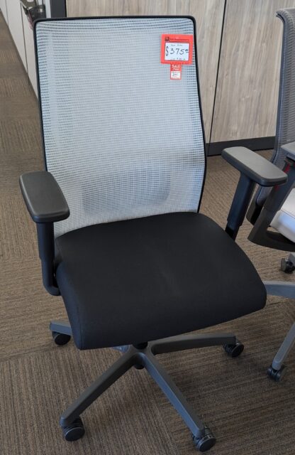 HON Ignition 2.0 Mid Back Task Chair (Warehouse Deal) - New