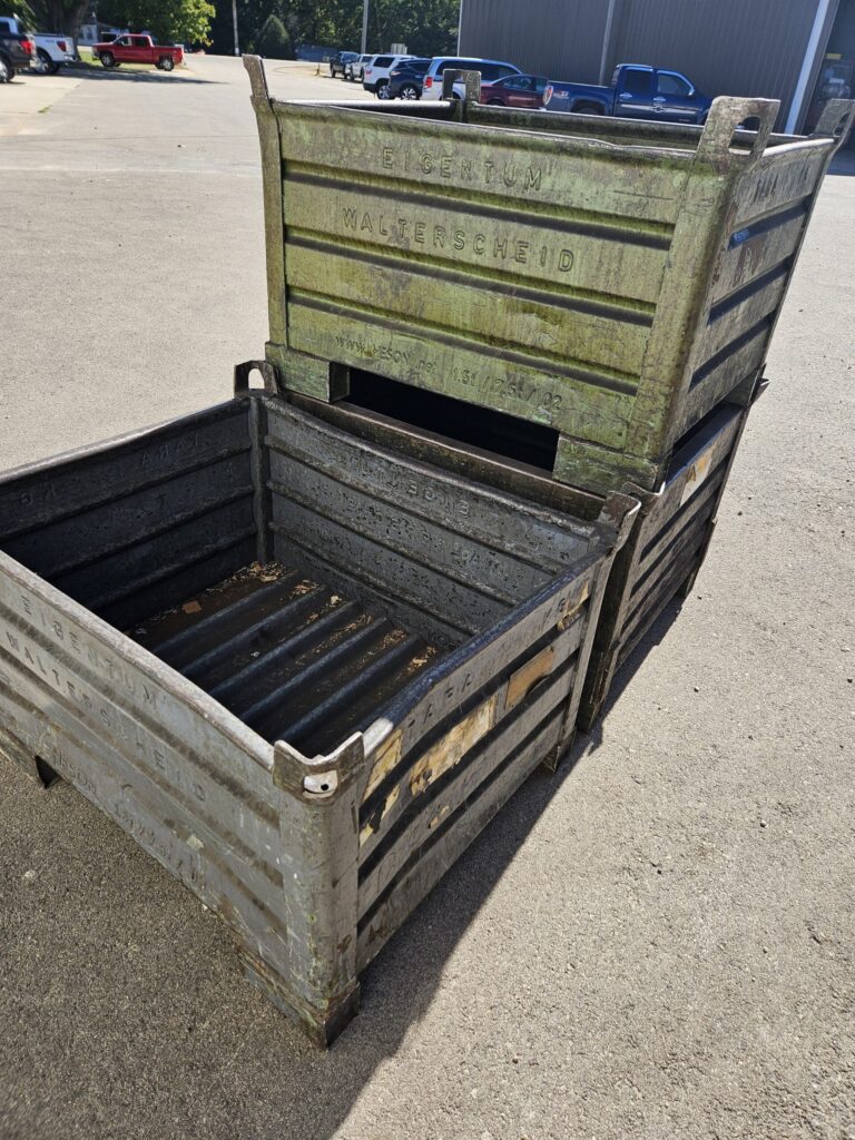 Stackable Steel Tub 40"x32"x24" - Used