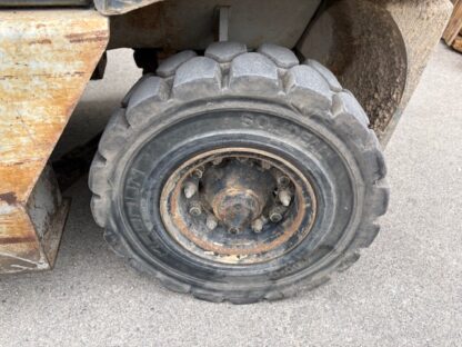 #025 Komatsu Forklift Model FG25T11 - Used - Image 3