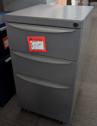 Haworth 17"D Grey B/B/F Mobile Drawer Pedestals - Used