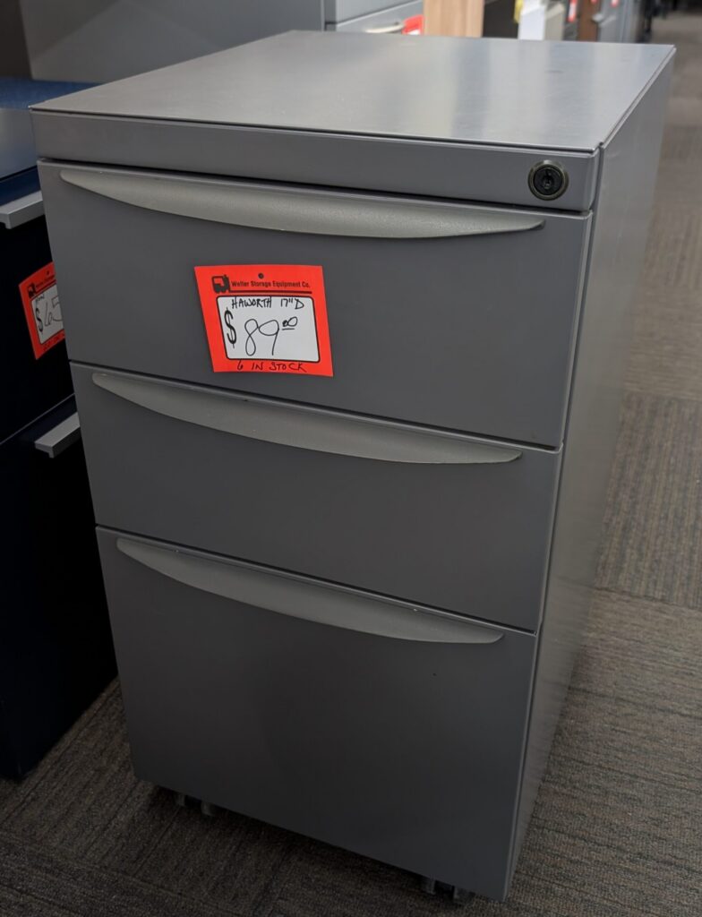 Haworth 17"D Grey B/B/F Mobile Drawer Pedestals - Used
