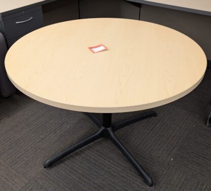 Maple 42" Round Table w/ Black X-Base - Used