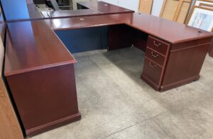 Alternative view of Traditional Mahogany Veneer U-Shape Desk Set - Used