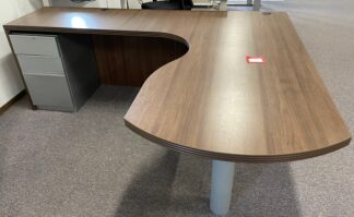 Modern Walnut 71"x84" Peninsula Cockpit L-Shape Desk Set - New Surplus