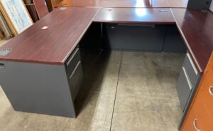 HON 38000 Series U-Shape Mahogany/Charcoal Desk Set w/ Hutch- Used - Image 3