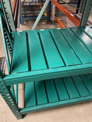 30"x 96" (11'-2" Tall) 3800# Level Capacity Heavy Duty Mirak Pallet Rack - Used - Image 3