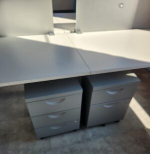 Alternative view of White Double L-Shape Benching Stations w/ Divider Panels - Used