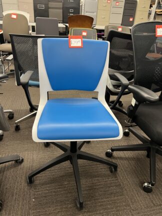 Blue Padded Vinyl Task Chair w/out Arms - Used