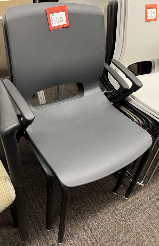 Hon Gray Plastic Stack/Visitor Chair - Used