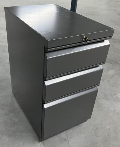 Charcoal Mobile B/B/F Drawer Pedestal - Used
