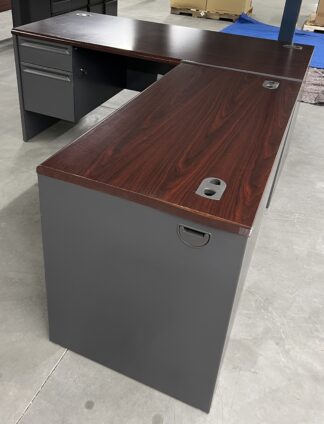 Mahogany Charcoal 5.5'x6.5' L-Shape Desk Set (Right Return) - Used