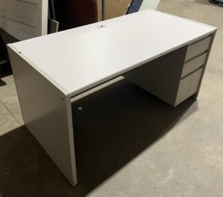 30"x60" Grey Steelcase 9000 Single Pedestal Desk - Used