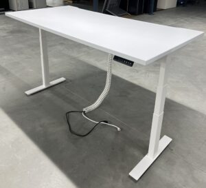 6'x35" White Scalloped Height Adjustable Table - Used