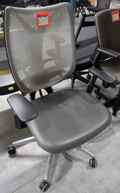 Teknion Sabrina Synchro-Tilt Basalt Task Chair - Used