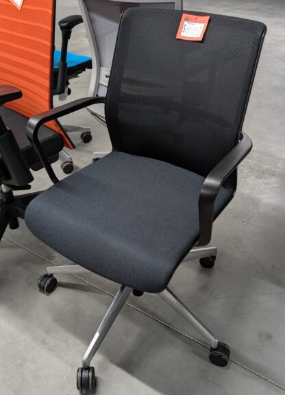 Allermuir Senator Circo Ergonomic Black Chrome Base Conference Chair - Used