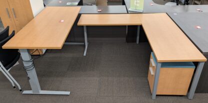 Herman Miller Canvas U-Shape Desk Set w/ Height-Adj Table & Mobile Ped - Used