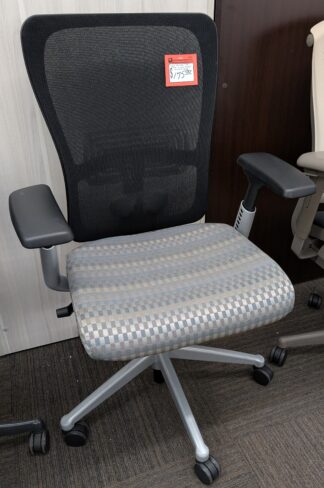 Haworth "Very" Custom Fabric Task Chair w/ Titanium Base - Used