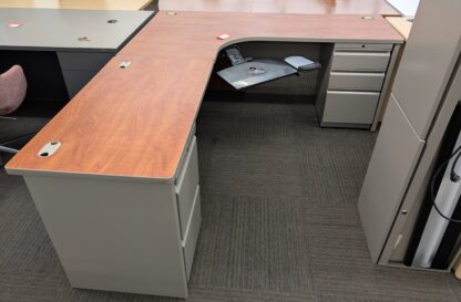 Cherry Laminate Taupe Steel 6'x7' L-Shape Desk Set (Left Return) - Used