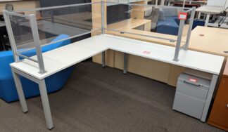 White 6'x7' L-Shape Desk Set w/ Silver U-Legs - Used