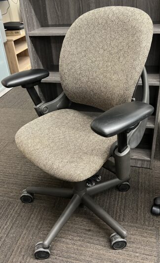 Earth-Tone Patterned Fabric Task Chair - Used