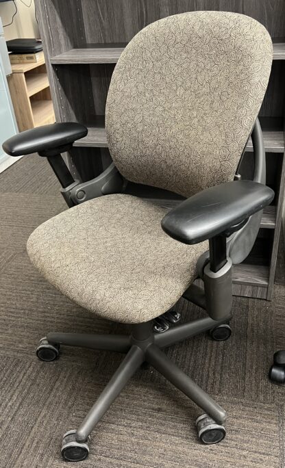 Earth-Tone Patterned Fabric Task Chair - Used