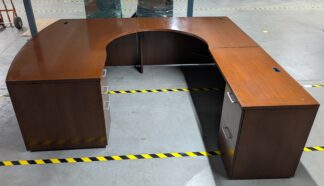 Veneer Ergo Bowfront 100"x90" U-Shape Cockpit Desk Set - Used