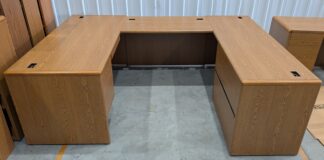HON Oak Laminate 6'x8' U-Shape Desk Set - Used