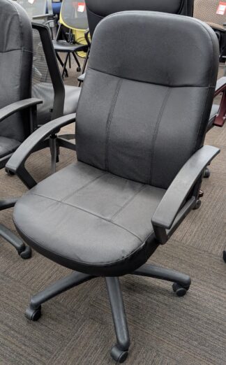 Black Vinyl Mid Back Office Chair - Used