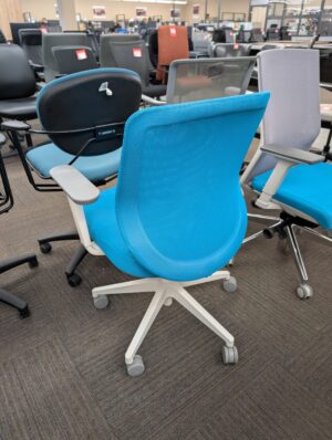 Alternative view of Poppin Max Blue Fabric White Base Task Chair - Used