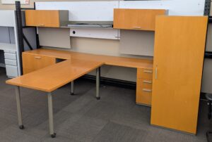 Alternative view of Harvest Cherry 7'x10' Desk Set w/ Mobile Table & Wall-Mount Hutches - Used