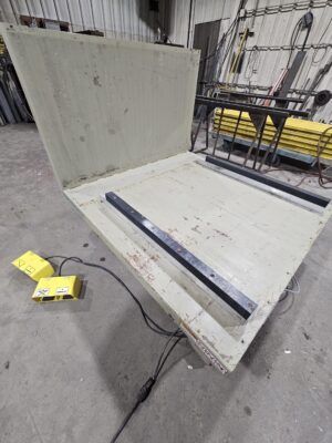 Southworth Lift & Tilt / Lift Model LS4-36 - Used - Image 15