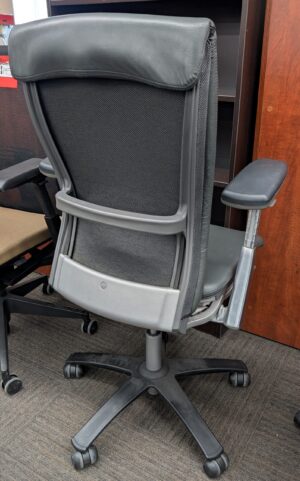 Alternative view of Knoll Life Grey Vinyl Task Chair w/ Removable Back Cover - Used